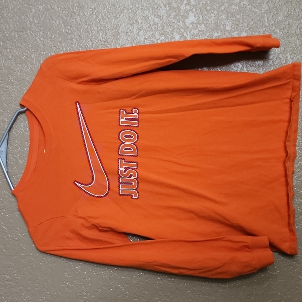 Nike Long Sleeve Tee